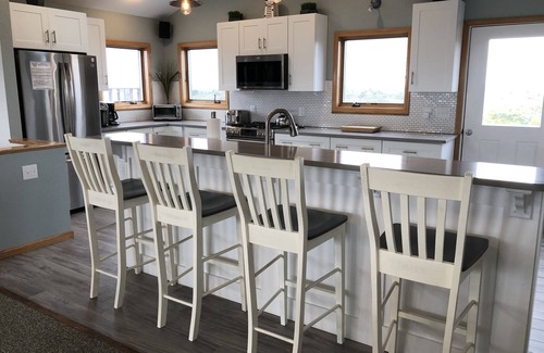 South Nags Head House | S. Nags Head Semi-Oceanfront: Large Pool, Cabana, Hot Tub, NEW Kitchen & Baths!