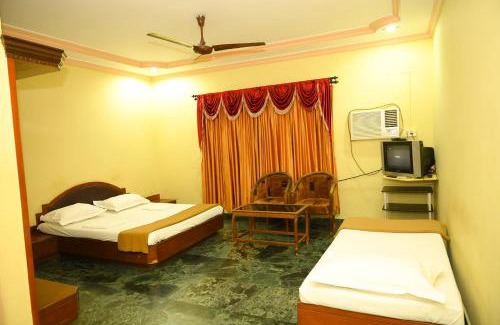 Padubidri Hotel | S S RESIDENCY