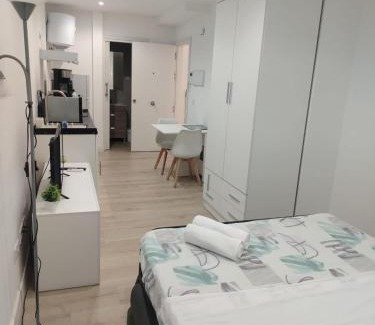 Bellas Vistas Apartment | S1 Estudio a estrenar, Madrid