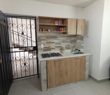 Suramericana Apartment | S21 COMODO APARTAMENTO EN LAURELES ESTADIo 2 HABT 2 BAÑOS