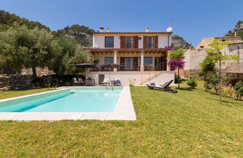 Selva Cottage | Sa Coma de Caimari - Spectacular villa with pool and garden in Caimari