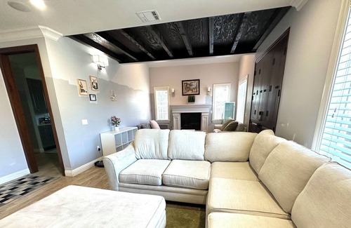East San Gabriel House | SA-Entire Cozy home with 5 bedrooms & 3 bathrooms