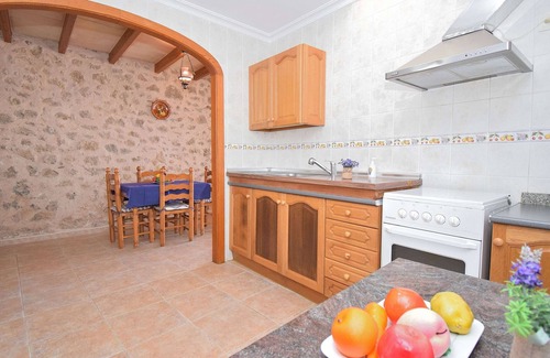 Maria de la Salut Ski Chalet | Sa Raval 082 cosy traditional village house with terrace and WiFi