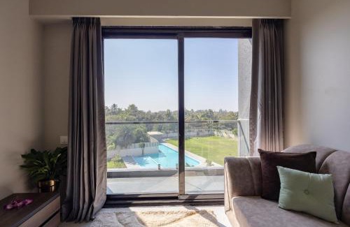 Daman Hotel | Saavi Suites