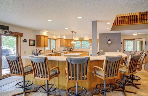 Summit Lake House | Sabel's Retreat with Summit Lake Views