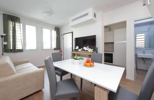 Marsala House | Sabelli 2 Independent Villa in the Heart of Rome