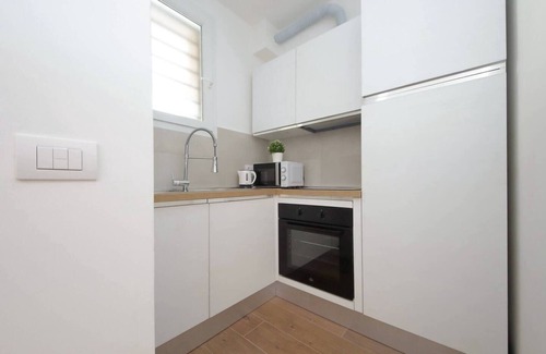 Marsala House | Sabelli 2 Independent Villa in the Heart of Rome