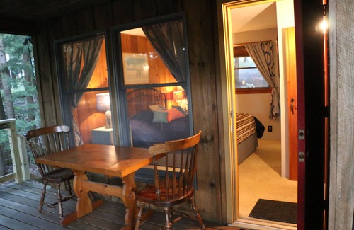Hadley House | Sacandaga Lake House Adirondack camp