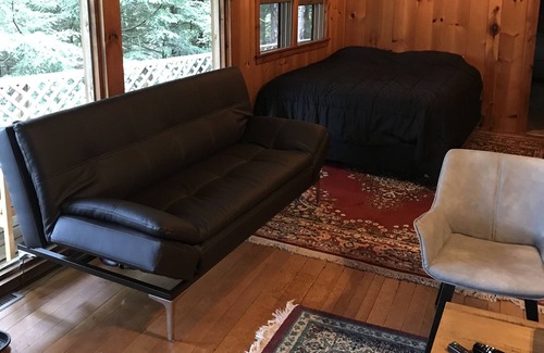 Hadley House | Sacandaga Lake House Adirondack camp