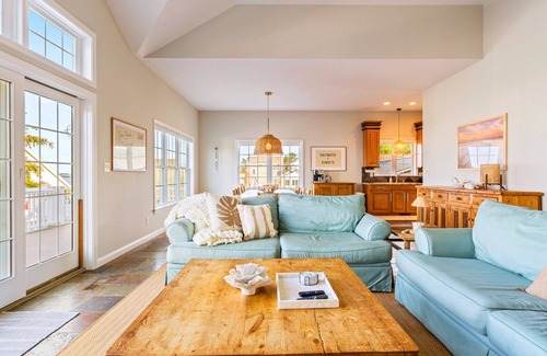 Southern Coast House | Saco Coastal Haven | 5BR, Sleeps12 + Walk to Beach |Dogs OK