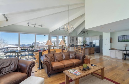 Telluride House | Saddle Horn Sanctuary