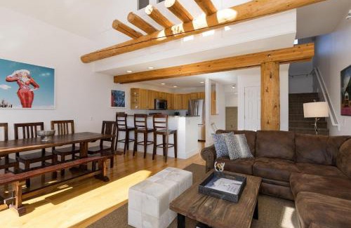 Saddle Ridge House | Saddle Ridge J2 home