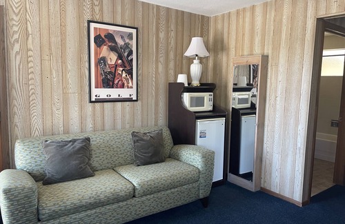 Estes Park Hotel | Saddle & Surrey Motel