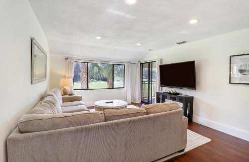 Wesley Chapel Apartment | Saddlebrook Golf Course view Condo with Kitchen