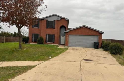 Killeen House | Saegert Ranch Oasis: 4BR/2.5BA