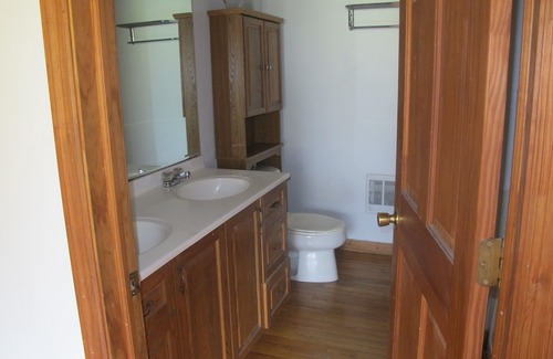 De Lancey Other | Safe and Private Catskills Modern Farmhouse