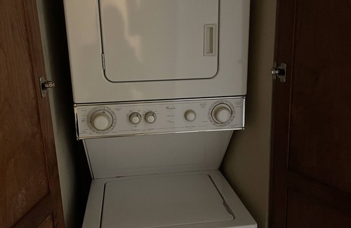 Hodgin Condo | Safe and Secure in a Gated Community with Mountain View.
