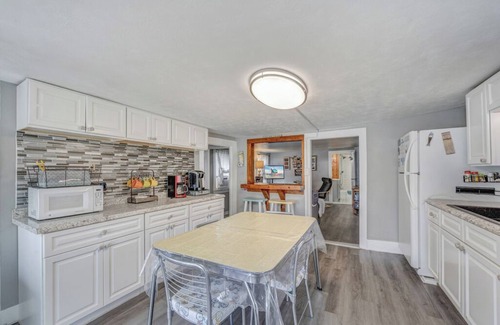 Chincoteague Cottage | Safe Harbor on Chincoteague Island!