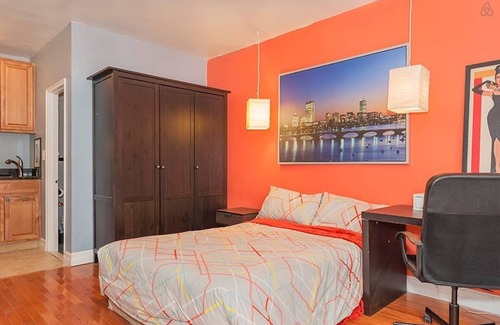 Chinatown Apartment | Safe Studio near Hospital