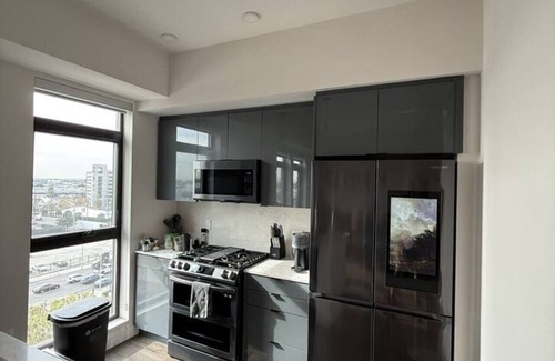 Vernon Apartment | Safe & Stylish 2BD Family Penthouse: Premium Perks