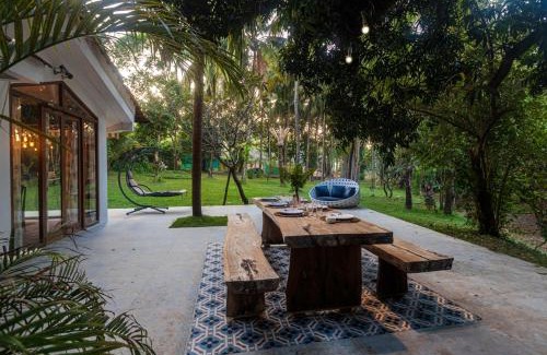 Alibaug Villa | SaffronStays Oriana, Alibaug