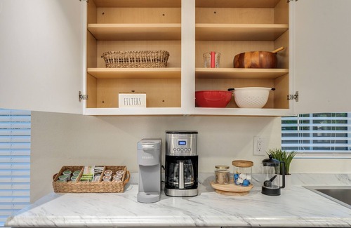 Copper Creek House | Sage House, Pool, 75" TV, Kid friendly, Coffee Bar, Bike Path, Parks & more