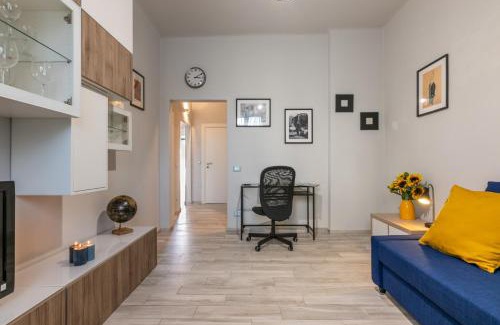 Pisa Apartment | Sage&Rosemary Home - with Garden by Pleiades Home