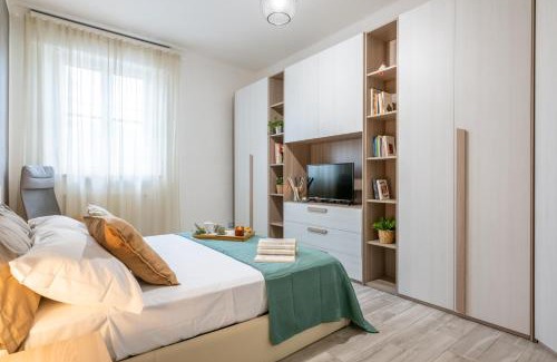 Pisa Apartment | Sage&Rosemary Home - with Garden by Pleiades Home