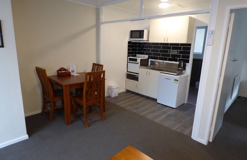 North Dunedin Hotel | Sahara Motels