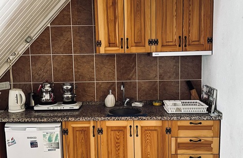 Ayvalik City Center House | Sahmeran Pansiyon