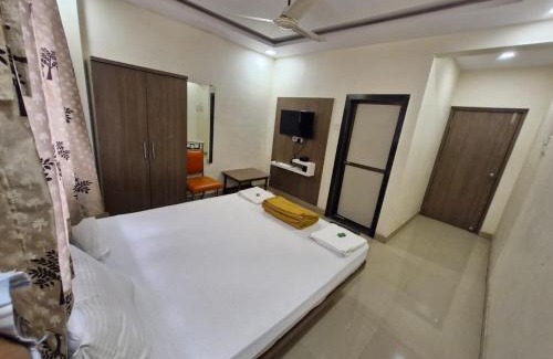 Amarnath Hotel | Sai Paradise lodging and Boarding