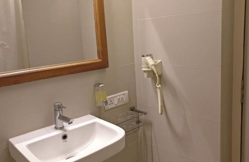 Puttaparthi Hotel | Sai Towers