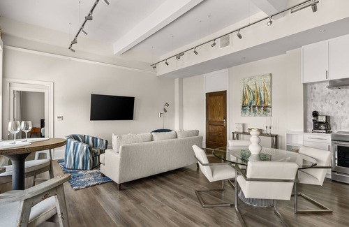 Downtown Condo | Sail Away at The Brent Lofts