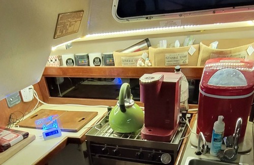Slidell Boat Rental | Sailboat Getaway