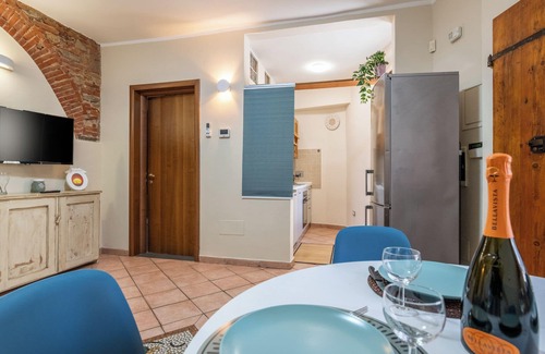 Livorno Apartment | Sailor's House Livorno by Pleiades Home