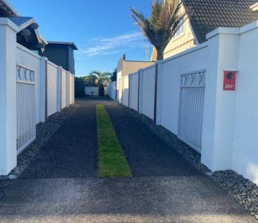 New Plymouth Apartment | Saint Aubyn Retreat