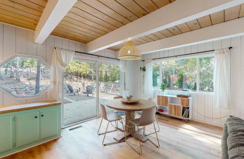 Lake Arrowhead House | Saint Bernard Beauty