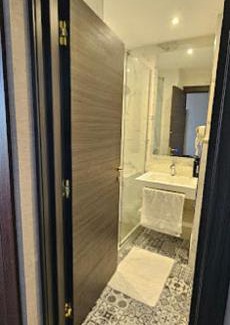Algiers Hotel | Saint-Eugene Hotel