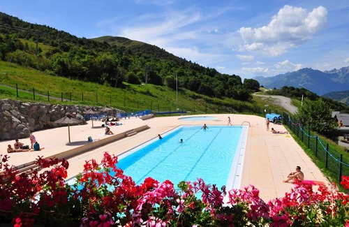 Montgellafrey Apartment | SAINT FRANCOIS LONGCHAMP Renovated 5/7-person apartment in the heart of the mountains
