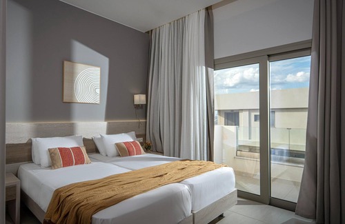 Gournai Hotel | Saint George Gournes Bay