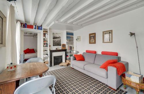Saint-Thomas-d'Aquin Apartment | Saint Germain dès Pres Paris VI° - Unit 003