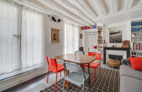 Saint-Thomas-d'Aquin Apartment | Saint Germain dès Pres Paris VI° - Unit 003