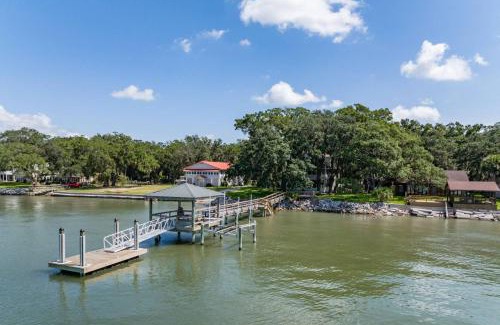Saint Helena Island House | Saint Helena 129 Bay Point Road 1
