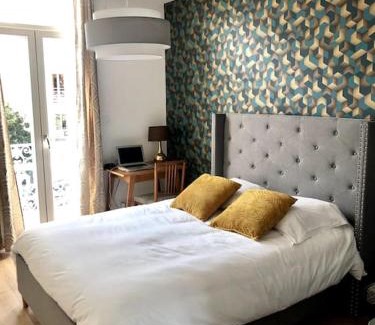 Republique Apartment | Sainte Cécile 5 - T3 élégant, limineux et central