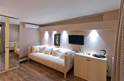 Vake Hotel | Sakhli at Chavchavadze ave 15