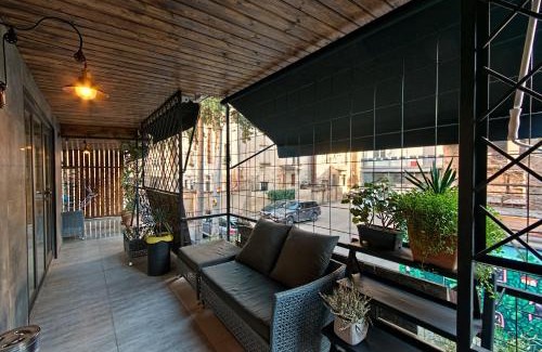 Vake Hotel | Sakhli at Chavchavadze ave 15