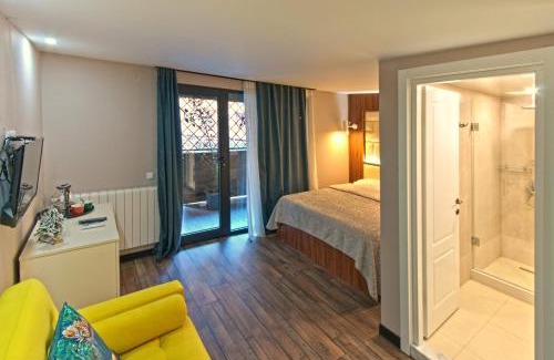 Vake Hotel | Sakhli at Chavchavadze ave 15