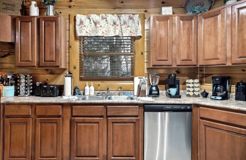 Cosby Cabin | SALE! 4-Story Luxury Cabin w-Pool, HotTub & Theater—Perfect for Families