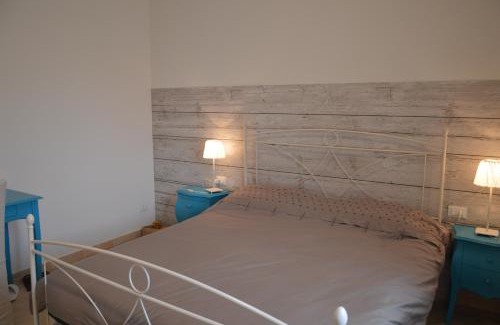 Marina di Castagneto Carducci Apartment | Salice ottimo trilocale con terrazza pranzabile