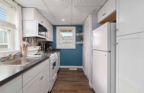 Salisbury Beach Apartment | Salisbury Surf | Go With The Flow | Pet Friendly